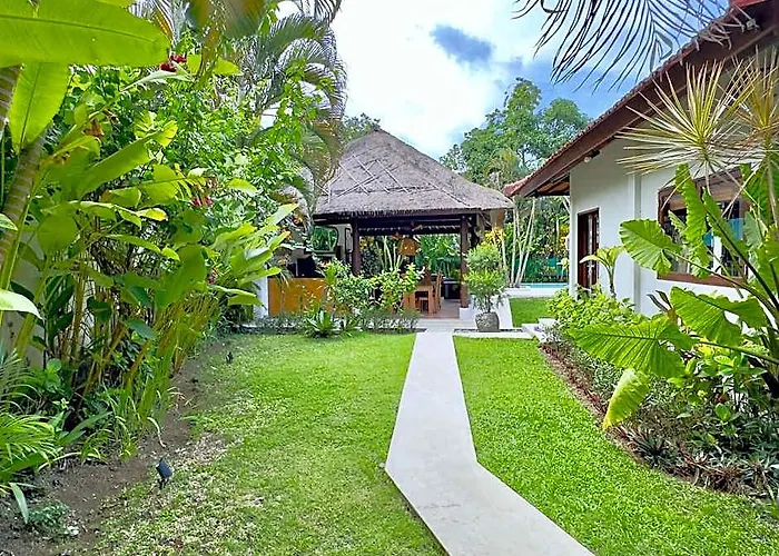 New Cozy 6bd Private With Pool Near Seminyak Kerobokan (Bali)