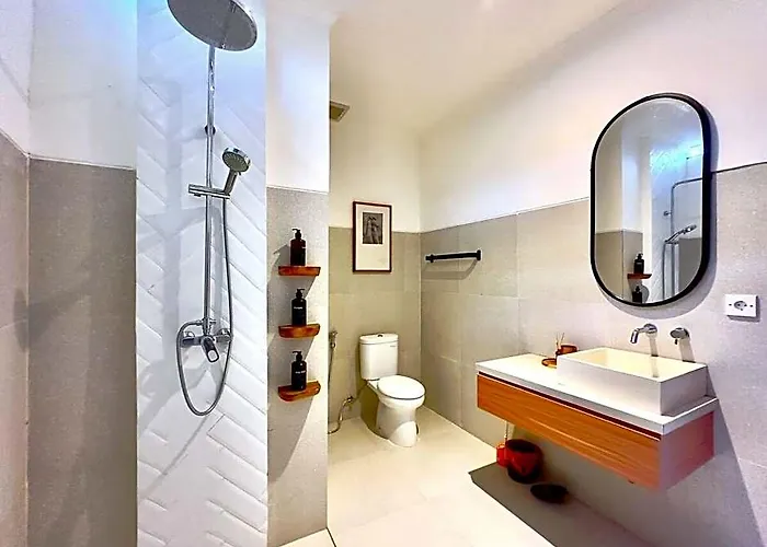 New Cozy 6bd Private With Pool Near Seminyak Kerobokan (Bali)